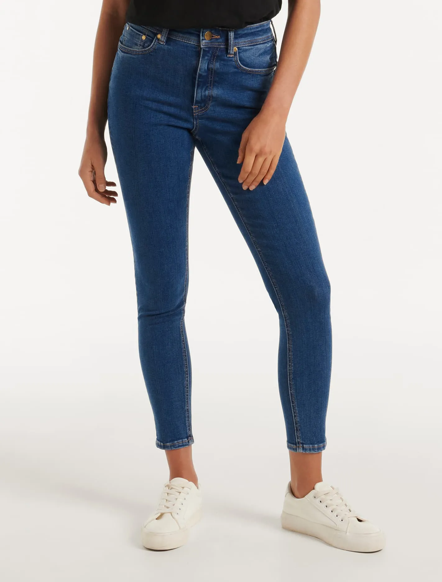 Nala Mid-Rise Skinny Jeans