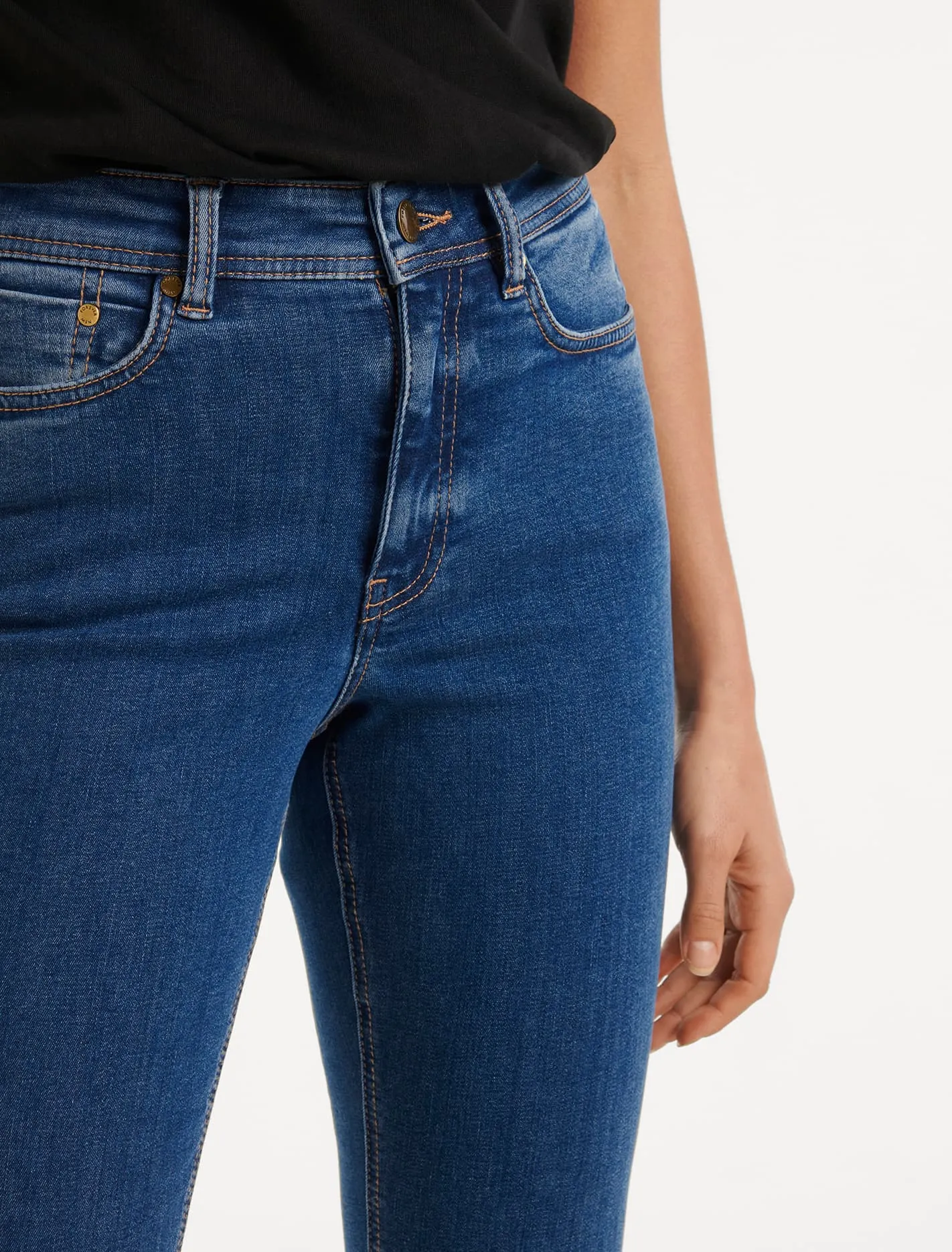 Nala Mid-Rise Skinny Jeans