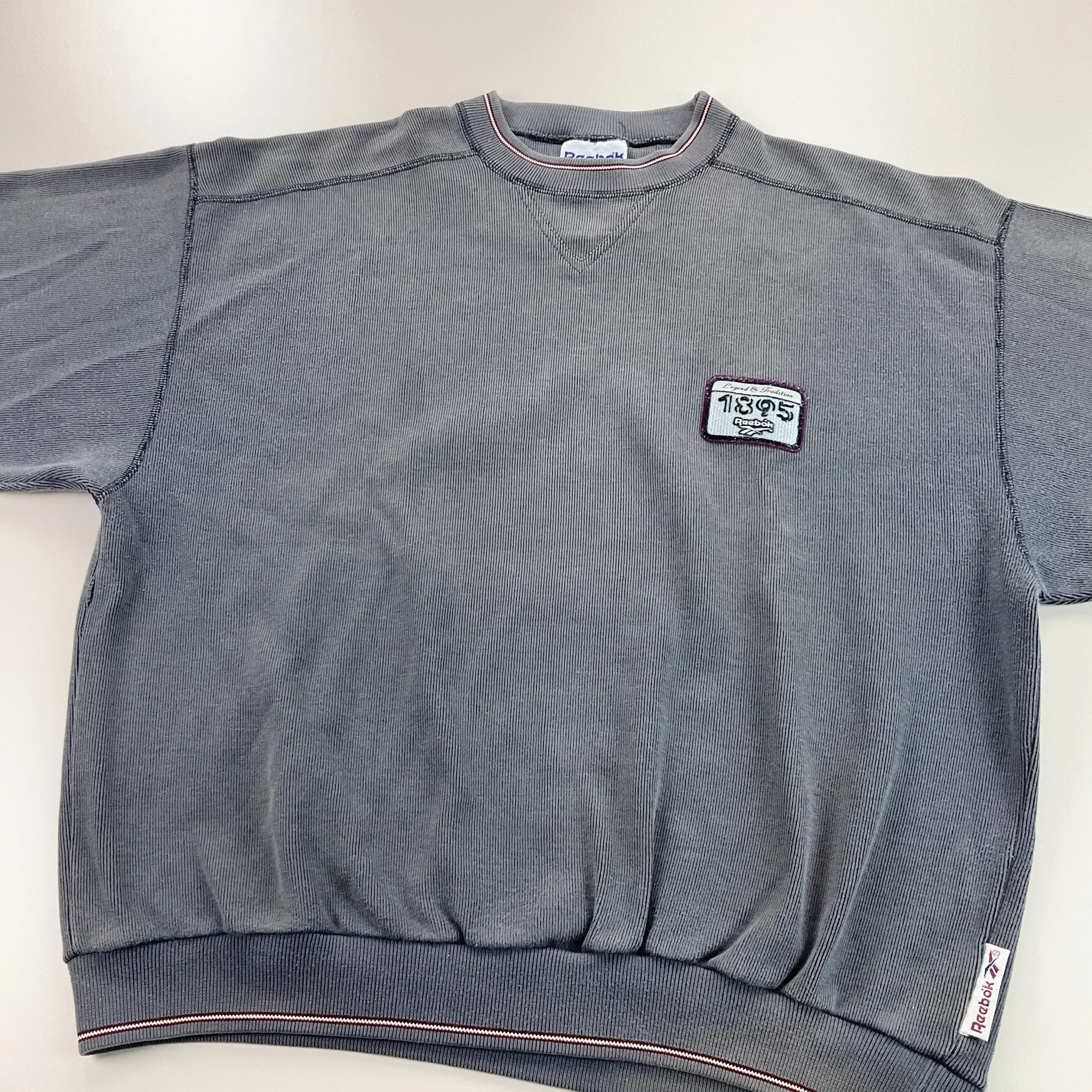 Reebok 90s Sweatshirt - Large