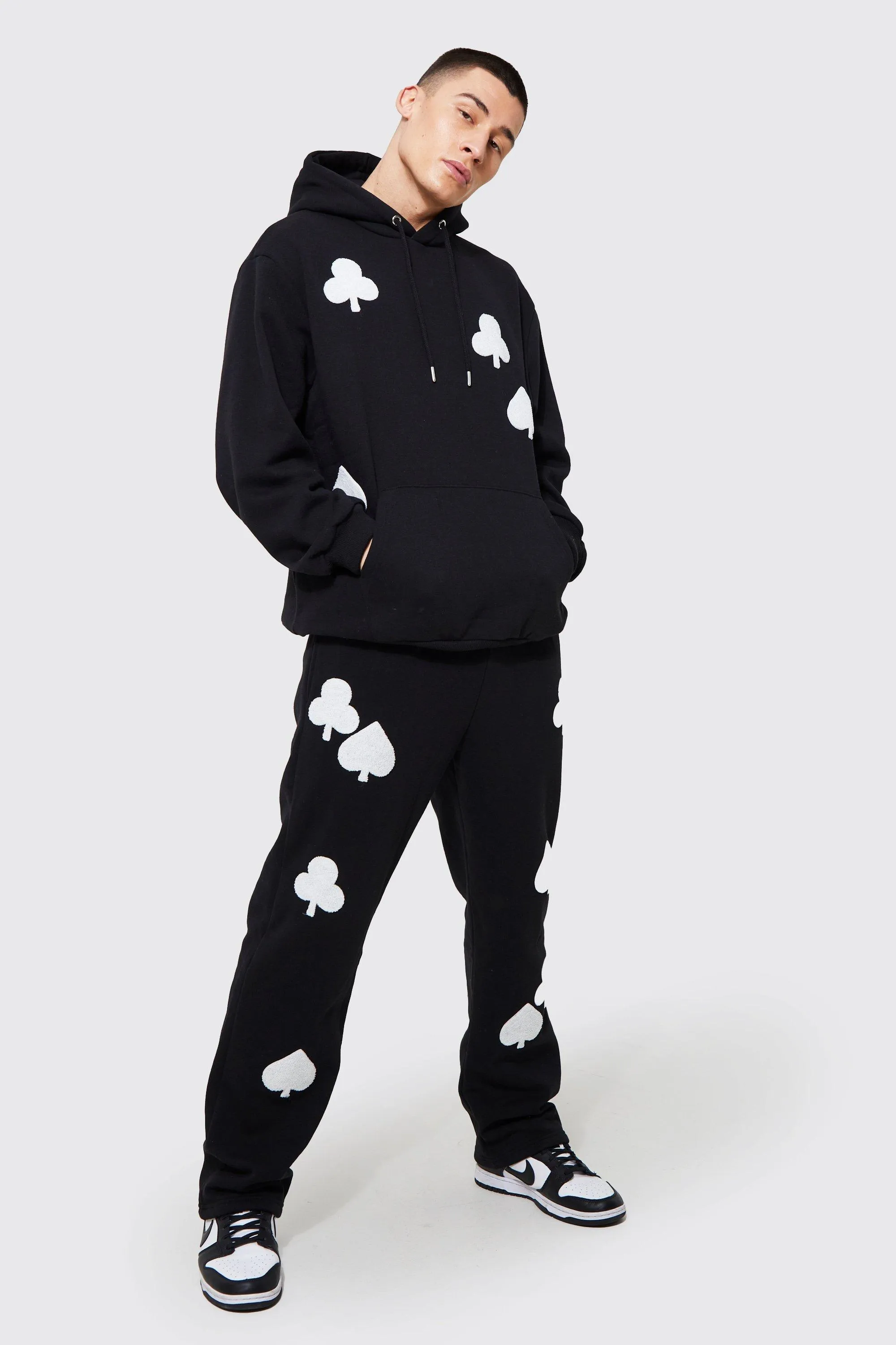 Relaxed Fit Tracksuit With Applique Badges | boohooMAN UK