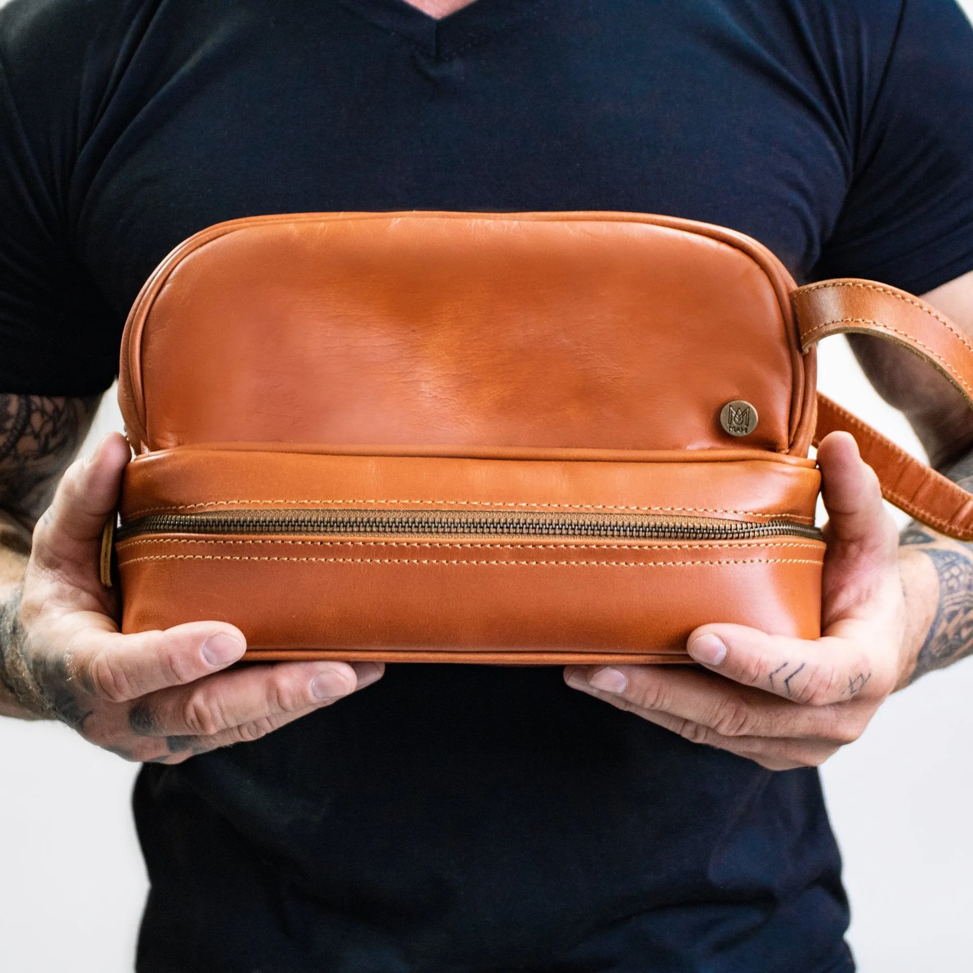 The Raleigh Wash Bag (Tan)