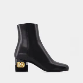 Valentino Garavani  Heritage Boot in Black Leather