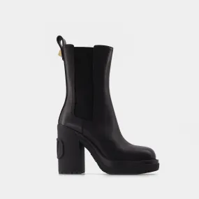 Valentino Garavani  Vlogo Block Boot in Black Leather