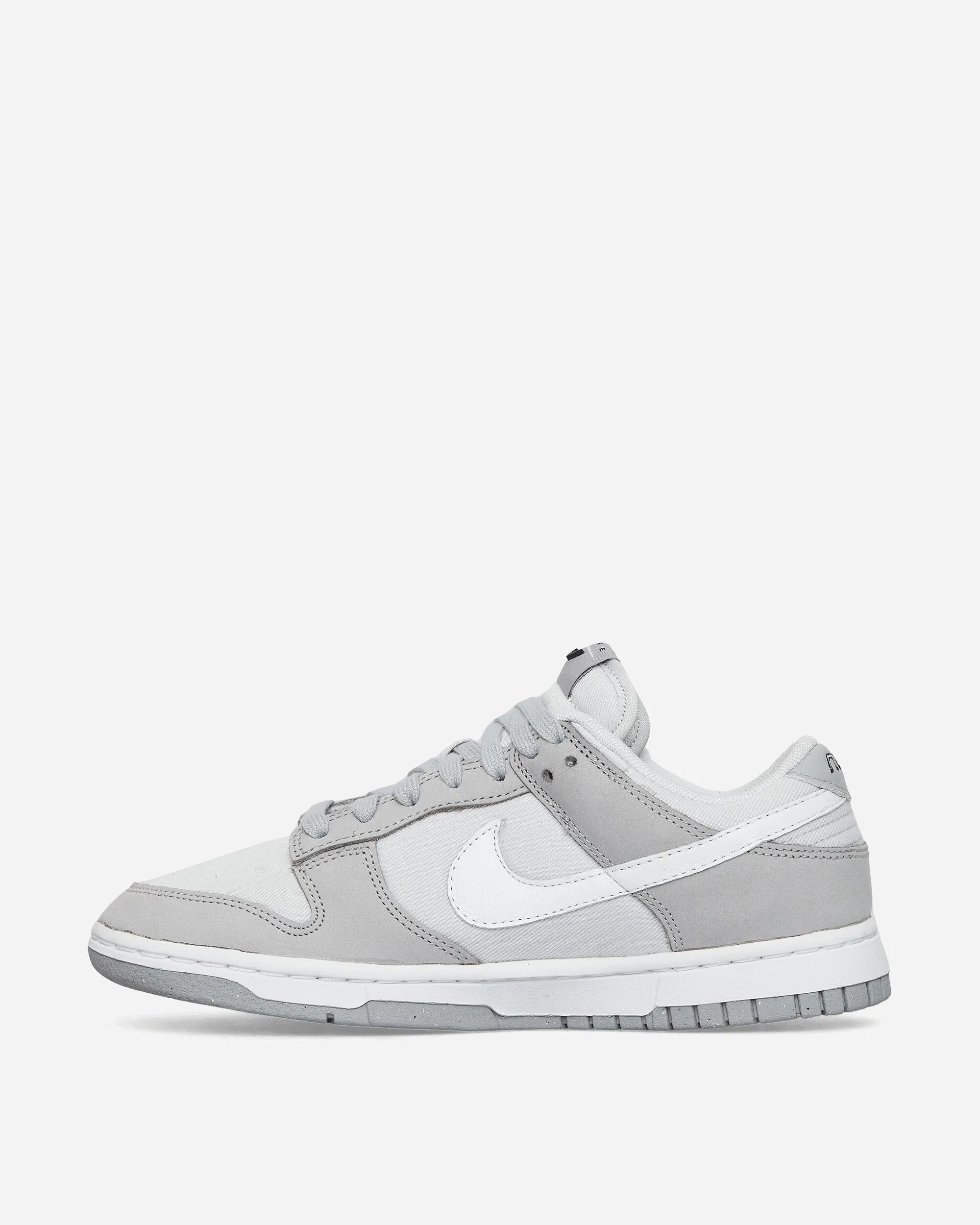 WMNS Dunk Low Retro Sneakers Light Smoke Grey / White