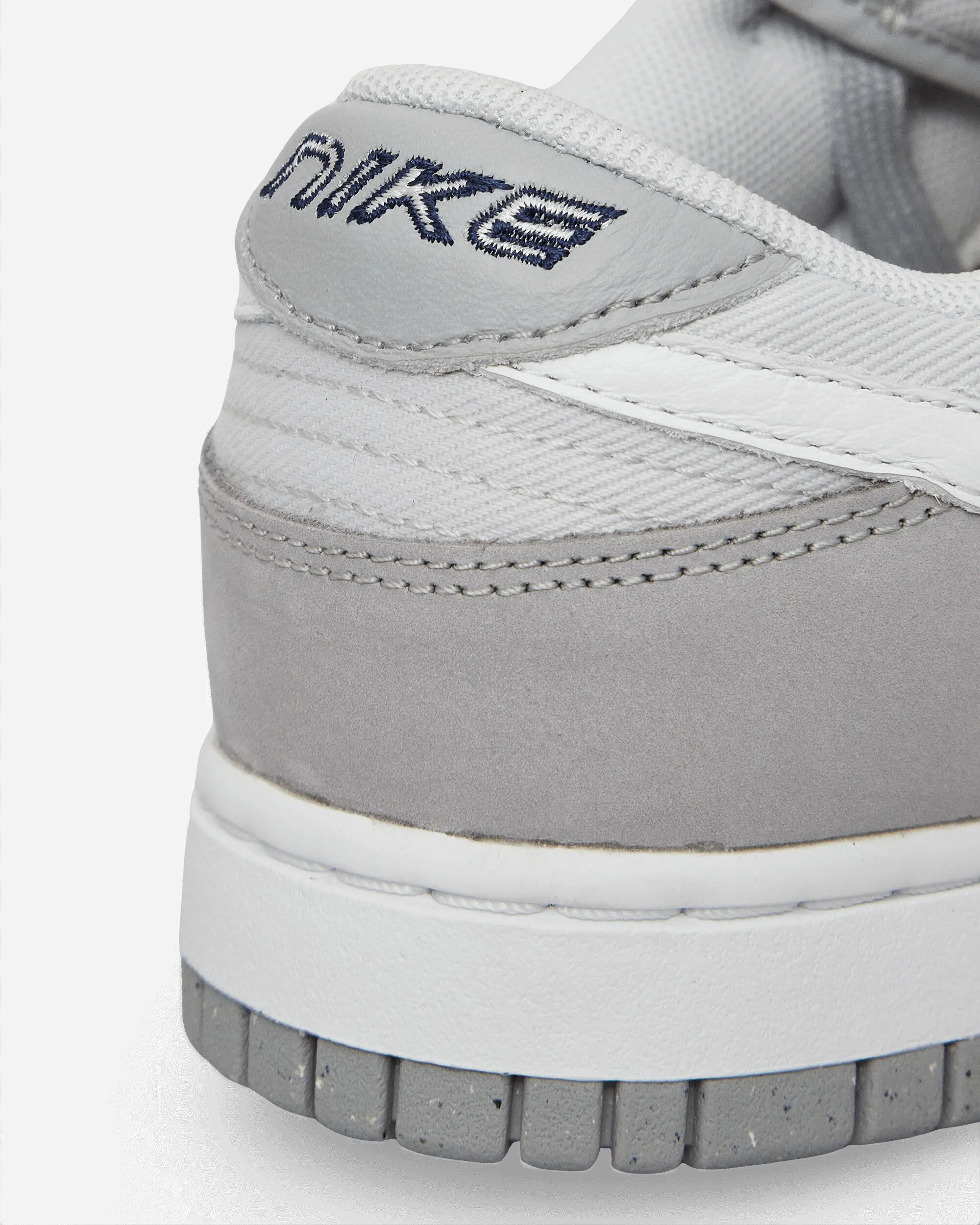 WMNS Dunk Low Retro Sneakers Light Smoke Grey / White